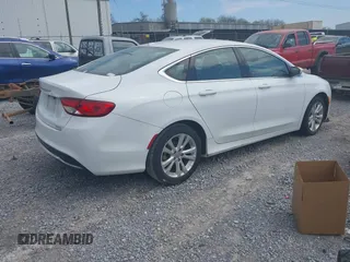 2016 Chrysler 200 Limited with VIN 1C3CCCAB3GN106062, listed as a IAAI auction lot 41900923 with 171,914 mi miles. Bid and sale history available at carsss.com. Image 4.