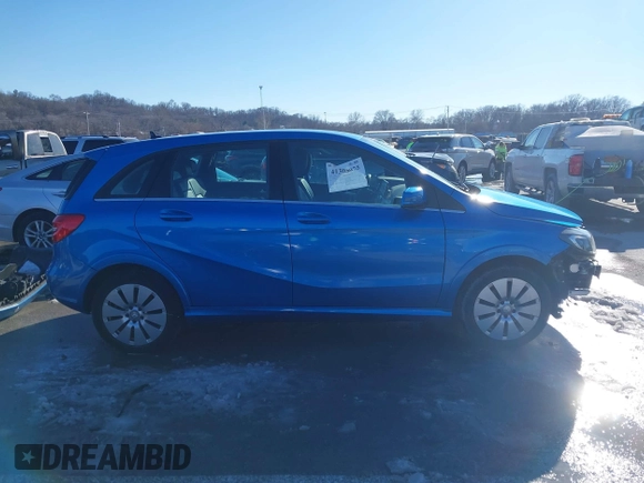 2014 Mercedes-Benz B Electric Drive with VIN WDDVP9AB5EJ002730, listed as a IAAI auction lot 41308975 with 31,365 mi miles and . Bid and sale history available at DreamBid. Image 14.