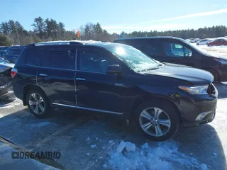 2012 Toyota Highlander Limited with VIN 5TDDK3EH7CS094665, listed as a IAAI auction lot 41580151 with 225,032 mi miles. Bid and sale history available at carsss.com. Image 13.