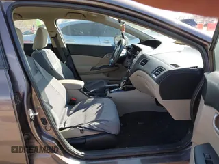2014 Honda Civic LX z VIN 2HGFB2F53EH526307, wystawiony jako IAAI lot #42040139 z przebiegiem 75 780 mil mil oraz . Historia ofert i sprzedaży dostępna na DreamBid. Obrazek 5.
