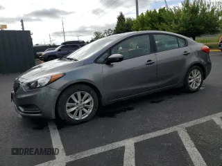 2016 Kia Forte LX z VIN KNAFX4A63G5442183, wystawiony jako Copart lot #57486235 z przebiegiem 93 688 mil mil oraz Czysty tytuł • Clean title. Historia ofert i sprzedaży dostępna na DreamBid. Obrazek 1.