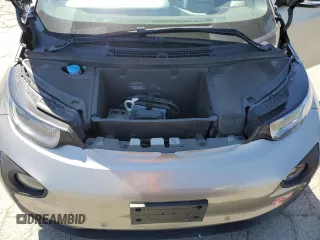 2017 BMW i3 with VIN WBY1Z8C37HV895076, listed as a Copart auction lot 60131235 with 104,753 mi miles and Salvage title. Bid and sale history available at DreamBid. Image 11.