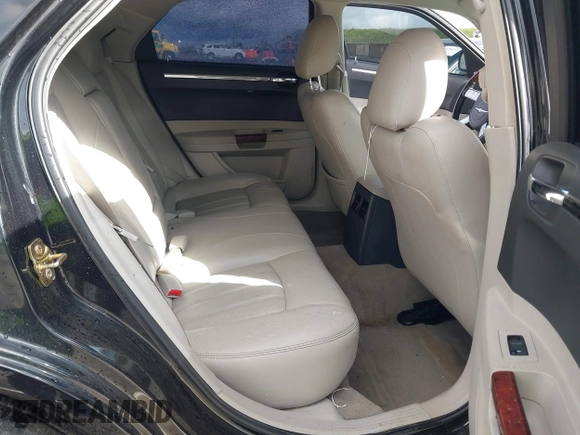 2006 Chrysler 300 C with VIN 2C3LK63H66H142437, listed as a IAAI auction lot 41751890 with 57,374 mi miles. Bid and sale history available at carsss.com. Image 8.