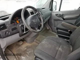 2014 Mercedes-Benz Sprinter with VIN WDZPE8DC1E5894765, listed as a Copart auction lot 44418195 with 138,738 mi miles and Salvage Title. Bid and sale history available at DreamBid. Image 8.