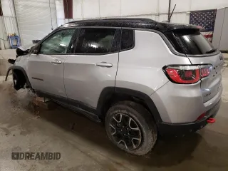 2019 Jeep Compass Trailhawk z VIN 3C4NJDDB2KT772222, wystawiony jako Copart lot #51116265 z przebiegiem 39 384 mil mil oraz Szkoda całkowita • Salvage title. Historia ofert i sprzedaży dostępna na DreamBid. Obrazek 2.