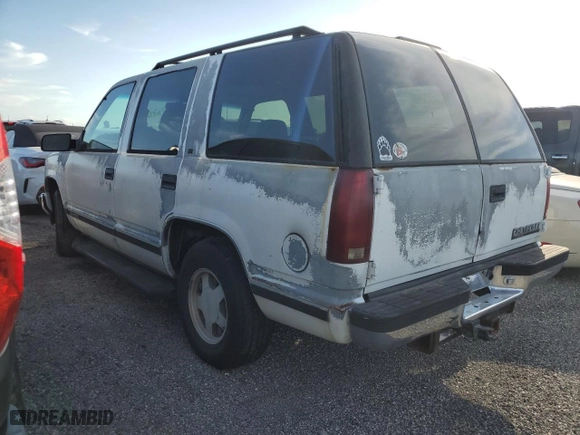 1996 Chevrolet Tahoe with VIN 1GNEC13R8TJ421533, listed as a Copart auction lot 76129824 with 190,015 mi miles and Non Repairable. Bid and sale history available at carsss.com. Image 2.