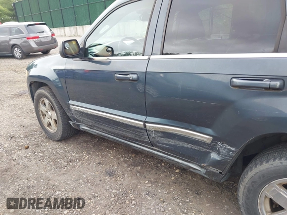 2007 Jeep Grand Cherokee Limited with VIN 1J8HR582X7C698632, listed as a IAAI auction lot 42723513 with 206,039 mi miles and . Bid and sale history available at DreamBid. Image 6.
