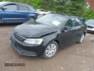 2013 Volkswagen Jetta SE with VIN 3VWDP7AJ6DM353839, listed as a IAAI auction lot 42237690 with 77,399 mi miles and . Bid and sale history available at DreamBid. Image 17.