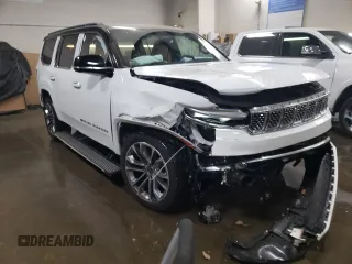 2024 Jeep Grand Wagoneer Series III with VIN 1C4SJVGP6RS108663, listed as a Copart auction lot 77078524 with 2,124 mi miles and Salvage title. Bid and sale history available at DreamBid. Image 4.