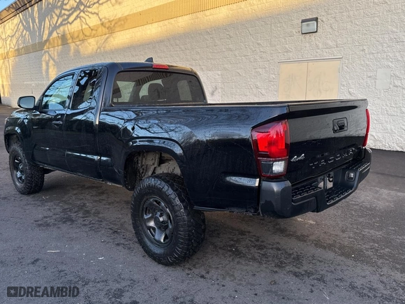 2021 Toyota Tacoma 4WD SR with VIN 3TYSX5EN8MT009400, listed as a Copart auction lot 47143635 with 53,702 mi miles and Salvage Title. Bid and sale history available at carsss.com. Image 3.