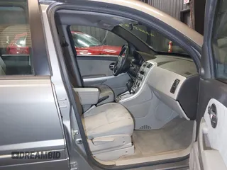 2005 Chevrolet Equinox LS z VIN 2CNDL13F356181202, wystawiony jako IAAI lot #42265227 z przebiegiem 120 799 mil mil oraz . Historia ofert i sprzedaży dostępna na DreamBid. Obrazek 5.