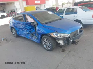 2018 Hyundai Elantra SEL with VIN 5NPD84LF9JH380476, listed as a IAAI auction lot 42032354 with 60,289 mi miles. Bid and sale history available at carsss.com. Image 1.