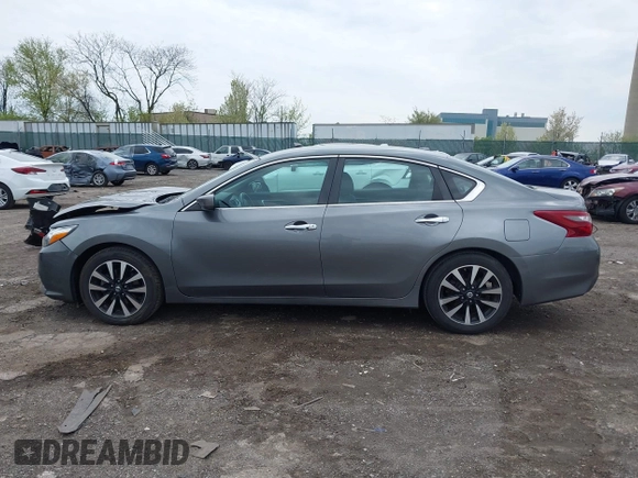 2018 Nissan Altima SR with VIN 1N4AL3AP0JC191207, listed as a IAAI auction lot 42033493 with 104,822 mi miles and . Bid and sale history available at carsss.com. Image 13.
