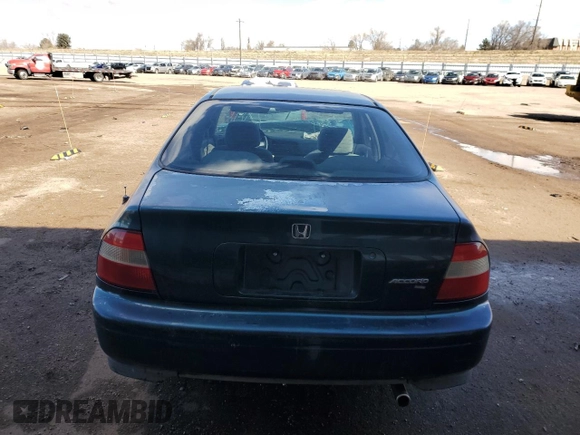 1995 Honda Accord LX with VIN 1HGCD5639SA060941, listed as a Copart auction lot 47767745 with 247,337 mi miles and Salvage Title. Bid and sale history available at DreamBid. Image 6.
