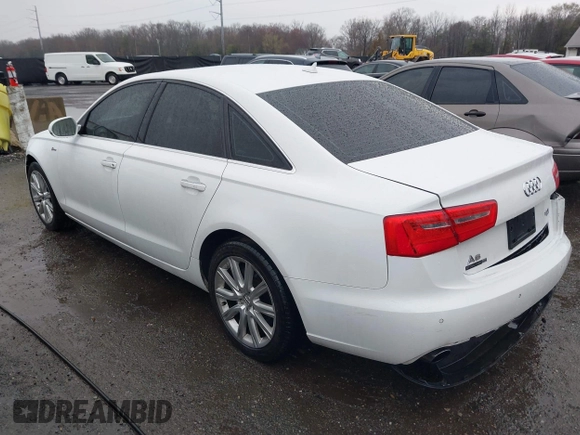 2013 Audi A6 Premium Plus z VIN WAUGGAFC8DN032850, wystawiony jako IAAI lot #41848654 z przebiegiem 183 063 mil mil oraz . Historia ofert i sprzedaży dostępna na DreamBid. Obrazek 3.