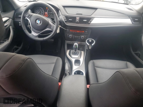 2015 BMW X1 sDrive28i with VIN WBAVM1C55FVW56937, listed as a Copart auction lot 45050785 with 77,736 mi miles and Salvage Title. Bid and sale history available at carsss.com. Image 8.