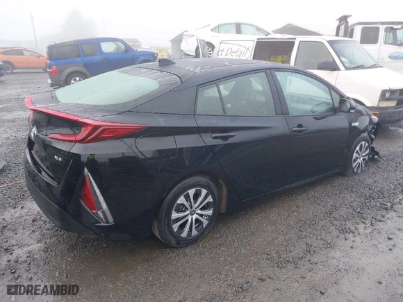 2020 Toyota Prius Prime LE with VIN JTDKARFP6L3149742, listed as a IAAI auction lot 41279506 with 28,185 mi miles. Bid and sale history available at carsss.com. Image 4.