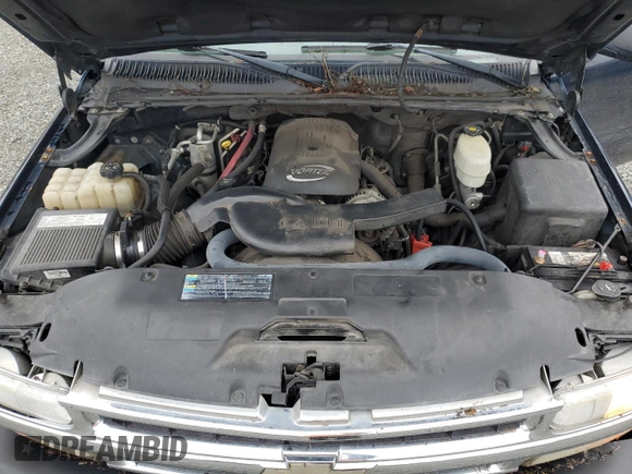 2006 Chevrolet Suburban LS with VIN 3GNGK26U36G231663, listed as a Copart auction lot 86627644 with 211,264 mi miles and Salvage Title. Bid and sale history available at carsss.com. Image 14.