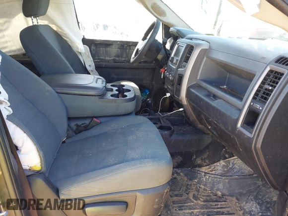 2018 Ram 2500 Tradesman с VIN 3C6UR5CLXJG317119, выставлен на аукционе IAAI как лот 42318723 с пробегом Не указан миль и . История ставок и продаж доступна на DreamBid. Изображение 5.