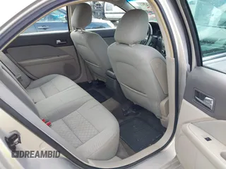 2010 Ford Fusion SE with VIN 3FAHP0HG9AR401229, listed as a IAAI auction lot 42644712 with 182,834 mi miles and . Bid and sale history available at DreamBid. Image 8.