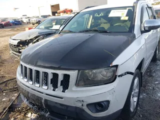 2015 Jeep Compass Sport with VIN 1C4NJCBB4FD343866, listed as a IAAI auction lot 41296043 with 176,664 mi miles. Bid and sale history available at carsss.com. Image 12.