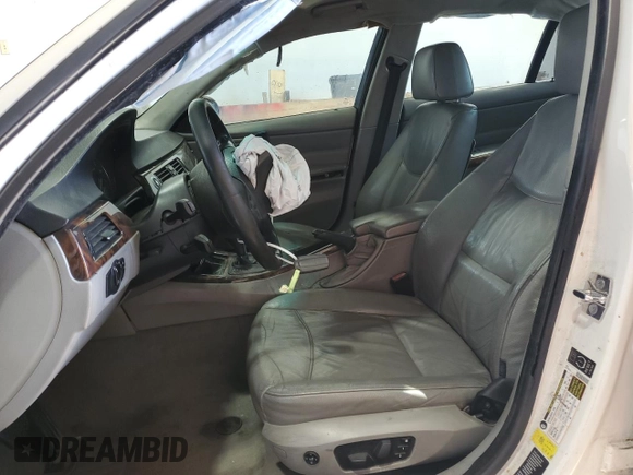 2007 BMW 3 Series 328xi with VIN WBAVC73577KP33915, listed as a Copart auction lot 53818485 with Not provided miles and Salvage title. Bid and sale history available at DreamBid. Image 7.