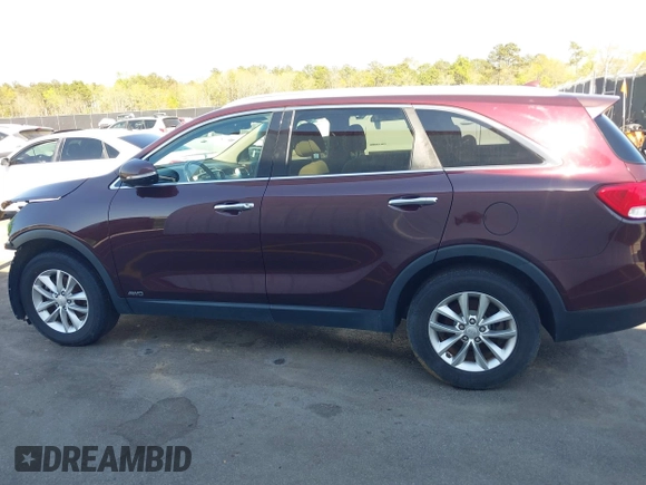 2016 Kia Sorento LX with VIN 5XYPGDA30GG154142, listed as a IAAI auction lot 41899356 with 141,312 mi miles. Bid and sale history available at carsss.com. Image 15.