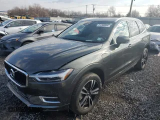 2020 Volvo XC60 Inscription Expression with VIN YV4BR0DK4L1586241, listed as a Copart auction lot 81260884 with 27,691 mi miles and Salvage title. Bid and sale history available at DreamBid. Image 1.