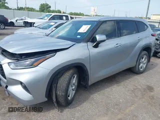 2021 Toyota Highlander L with VIN 5TDZZRAH3MS526003, listed as a IAAI auction lot 42617546 with Not provided miles and . Bid and sale history available at DreamBid. Image 16.