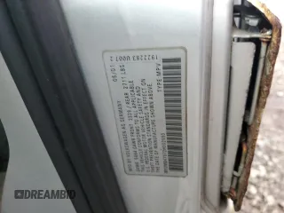 2002 Volkswagen EuroVan MV с VIN WV2MB47072H002990, выставлен на аукционе Copart как лот 85223854 с пробегом 153 893 миль миль и Чистый • Clean title. История ставок и продаж доступна на DreamBid. Изображение 13.