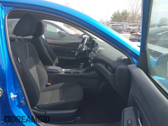 2022 Nissan Sentra SV with VIN 3N1AB8CV2NY241188, listed as a IAAI auction lot 41785642 with 69,562 mi miles. Bid and sale history available at carsss.com. Image 5.