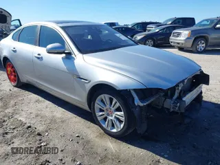 2016 Jaguar XF 35t Premium with VIN SAJBD4BV0GCY13376, listed as a IAAI auction lot 41375803 with 64,368 mi miles. Bid and sale history available at carsss.com. Image 1.