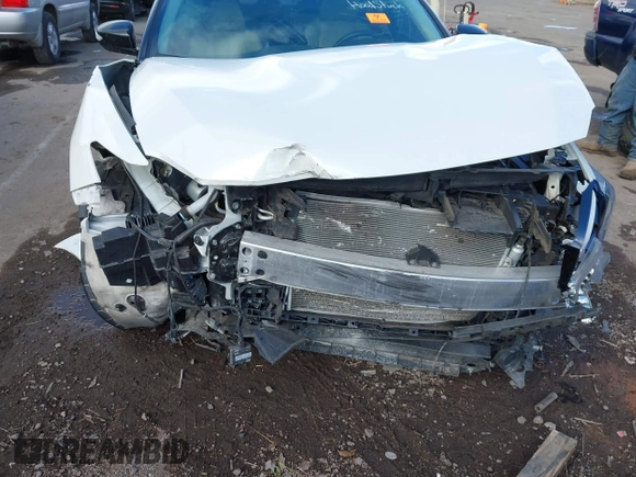 2018 Nissan Maxima SV with VIN 1N4AA6AP5JC405437, listed as a IAAI auction lot 41180470 with 59,319 mi miles and . Bid and sale history available at DreamBid. Image 6.