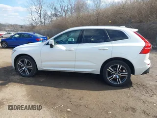 2019 Volvo XC60 Momentum with VIN LYV102RK9KB206928, listed as a IAAI auction lot 41673598 with 25,512 mi miles and . Bid and sale history available at DreamBid. Image 15.
