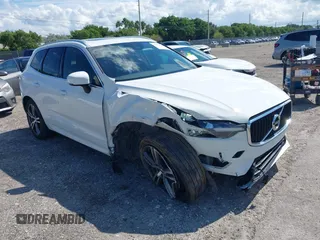 2021 Volvo XC60 Momentum with VIN YV4102DK6M1826828, listed as a IAAI auction lot 40603154 with 58,124 mi miles and . Bid and sale history available at DreamBid. Image 6.