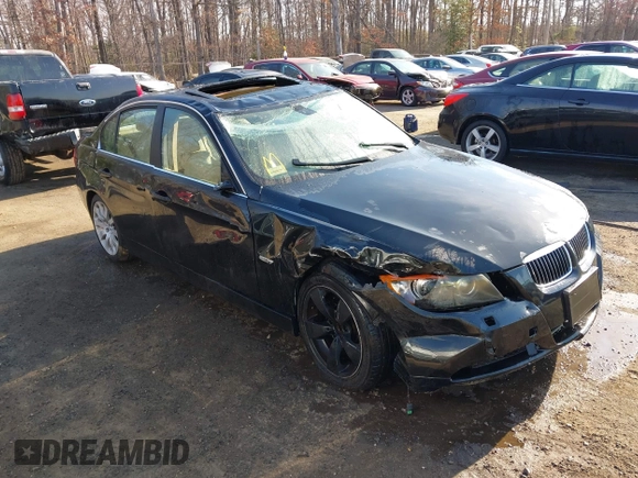 2006 BMW 3 Series 330xi with VIN WBAVD33546KV67597, listed as a IAAI auction lot 41754619 with 1 mi miles. Bid and sale history available at carsss.com. Image 1.
