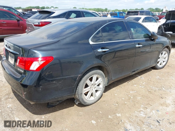 2007 Lexus ES 330 with VIN JTHBJ46G272153803, listed as a IAAI auction lot 42202256 with 173,032 mi miles and . Bid and sale history available at carsss.com. Image 4.