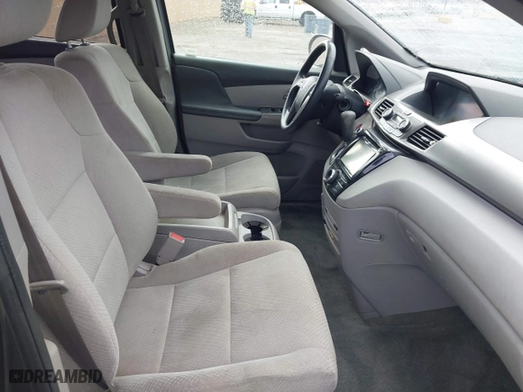 2016 Honda Odyssey SE with VIN 5FNRL5H30GB034980, listed as a IAAI auction lot 41512117 with 97,644 mi miles. Bid and sale history available at carsss.com. Image 5.