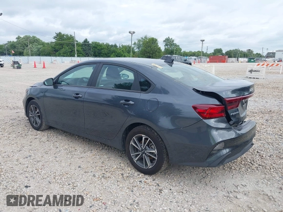 2024 Kia Forte LXS with VIN 3KPF24AD6RE704916, listed as a IAAI auction lot 39632255 with 5,219 mi miles. Bid and sale history available at carsss.com. Image 3.