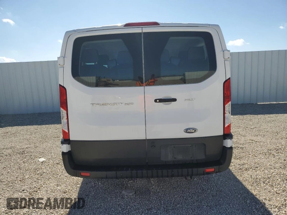 2021 Ford Transit Passenger XL z VIN 1FBAX2Y89MKA31848, wystawiony jako Copart lot #86008884 z przebiegiem 86 476 mil mil oraz Czysty tytuł • Clean title. Historia ofert i sprzedaży dostępna na DreamBid. Obrazek 6.