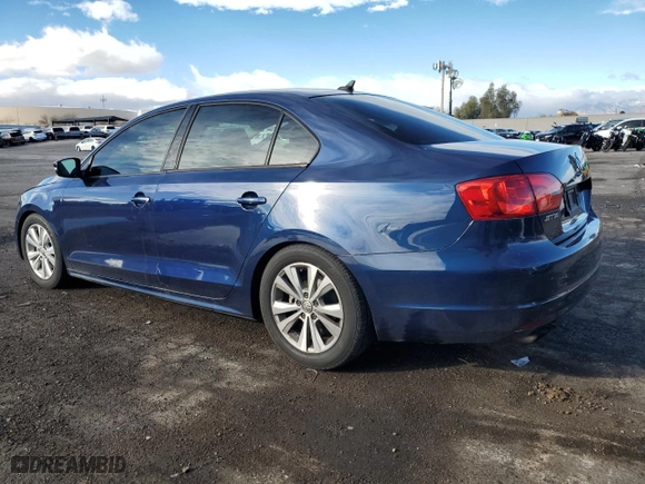 2014 Volkswagen Jetta Sedan SE w/Connectivity with VIN 3VWD17AJ5EM293734, listed as a Copart auction lot 45559685 with 178,567 mi miles and Clean Title. Bid and sale history available at carsss.com. Image 2.