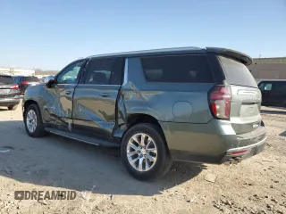 2023 Chevrolet Suburban Premier z VIN 1GNSKFKD8PR305863, wystawiony jako Copart lot #48257045 z przebiegiem 13 765 mil mil oraz Czysty tytuł • Clean title. Historia ofert i sprzedaży dostępna na DreamBid. Obrazek 2.