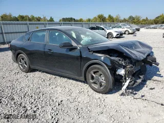 2025 Kia K4 LXS with VIN 3KPFT4DE8SE008873, listed as a Copart auction lot 74856164 with 491 mi miles and Salvage Title. Bid and sale history available at carsss.com. Image 4.