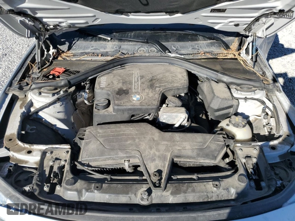 2016 BMW 3 Series 320i xDrive with VIN WBA8A3C59GK690321, listed as a Copart auction lot 88725945 with 83,156 mi miles and Salvage Title. Bid and sale history available at DreamBid. Image 13.