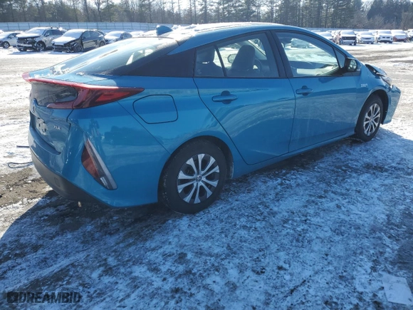 2022 Toyota Prius Prime LE with VIN JTDKAMFP1N3197414, listed as a Copart auction lot 41869385 with 44,185 mi miles and Salvage Title. Bid and sale history available at carsss.com. Image 3.