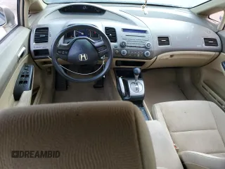 2008 Honda Civic LX с VIN JHMFA16528S000449, выставлен на аукционе Copart как лот 46075895 с пробегом 160 512 миль миль и Списание • Salvage title. История ставок и продаж доступна на DreamBid. Изображение 8.
