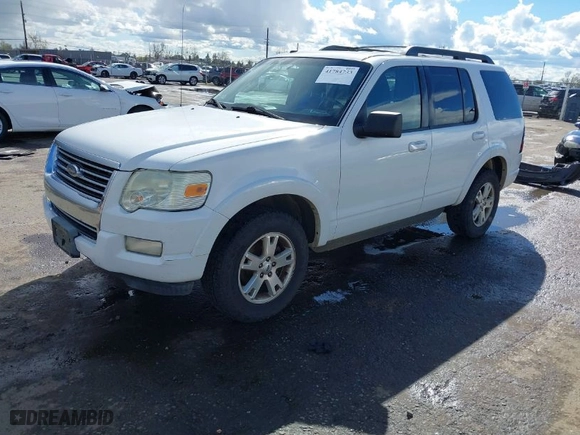 2010 Ford Explorer XLT with VIN 1FMEU7DE8AUA75138, listed as a IAAI auction lot 41784733 with 112,153 mi miles. Bid and sale history available at carsss.com. Image 2.