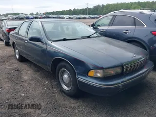 1996 Chevrolet Caprice 1SA Special Value z VIN 1G1BL52W6TR174680, wystawiony jako IAAI lot #42157291 z przebiegiem Nie podano mil oraz . Historia ofert i sprzedaży dostępna na DreamBid. Obrazek 1.