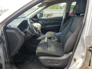2017 Nissan Rogue SV z VIN KNMAT2MT1HP524868, wystawiony jako Copart lot #55828665 z przebiegiem 189 223 mil mil oraz Szkoda całkowita • Salvage title. Historia ofert i sprzedaży dostępna na DreamBid. Obrazek 7.