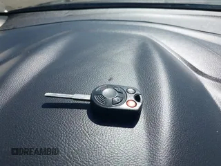 2015 Ford Focus SE с VIN 1FADP3K28FL324923, выставлен на аукционе IAAI как лот 42477783 с пробегом 83 985 миль миль и . История ставок и продаж доступна на DreamBid. Изображение 11.